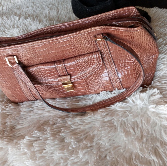 Liz Claiborne Shoulder bag NWOT - Picture 9 of 9